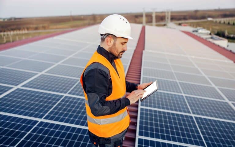 Solar Panel Maintenance and Repair